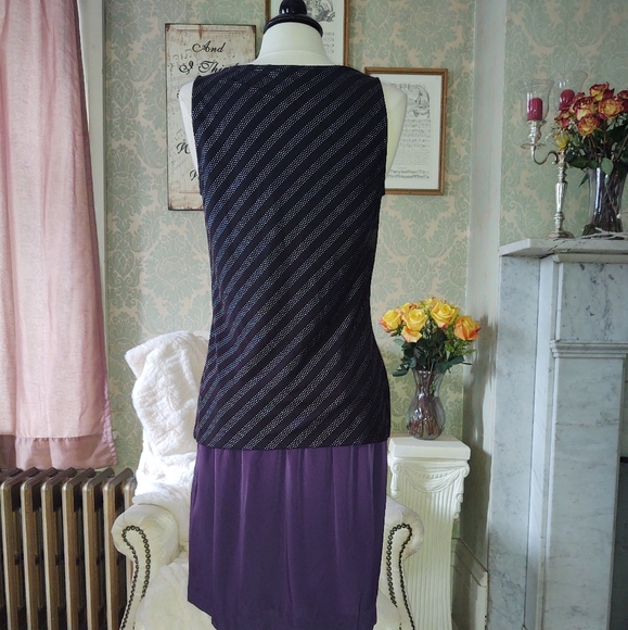 White House Black Market Top - Picture 7 of 7